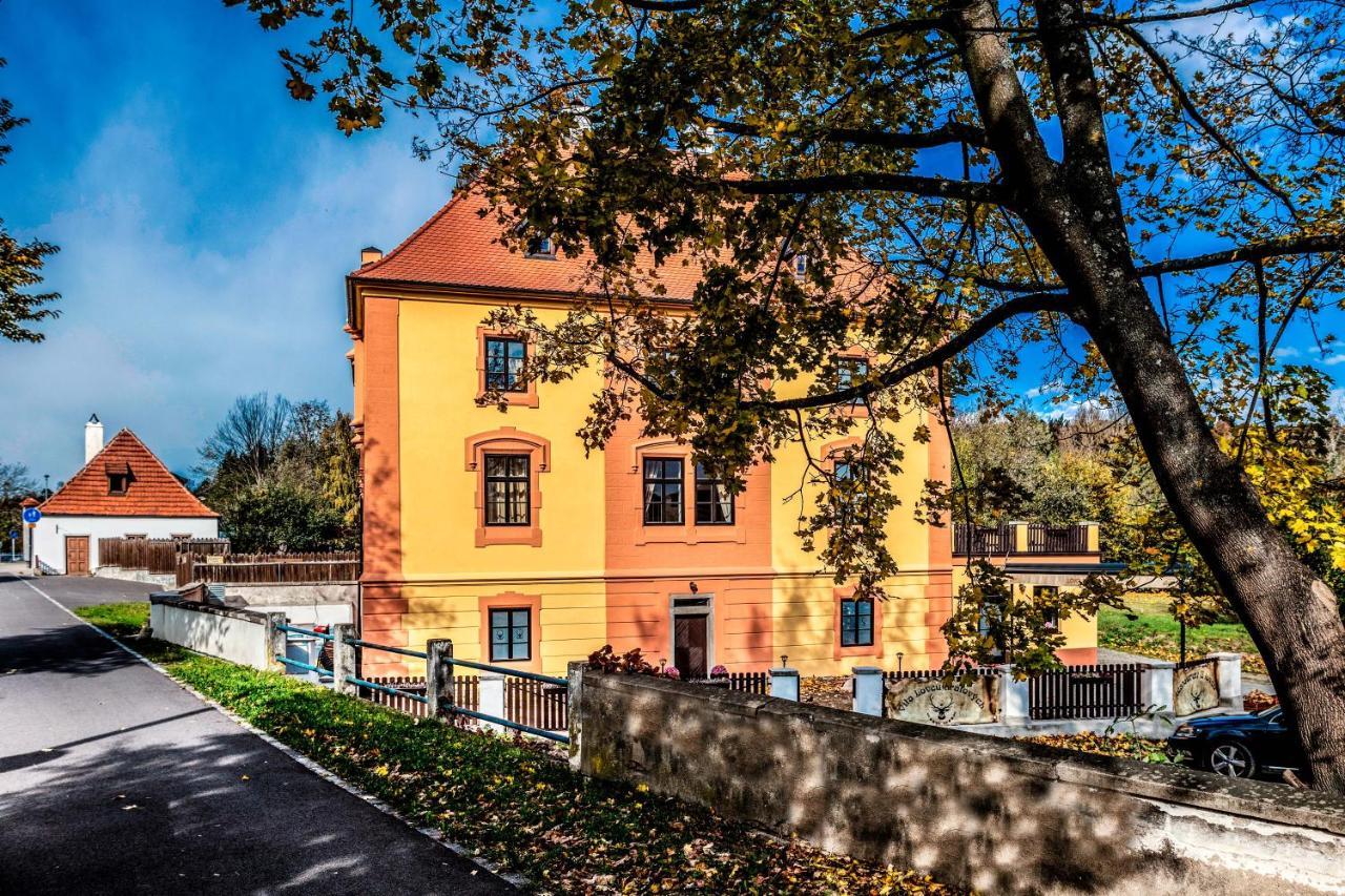 Vila Lovcu Kralovych Cesky Krumlov Ngoại thất bức ảnh